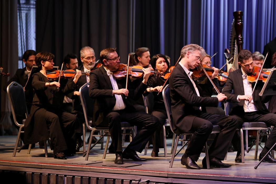 Концерт объединённого симфонического оркестра Мариинского и Большого театров в Пскове
Фото: Валерия Ковалёва / ПАИ