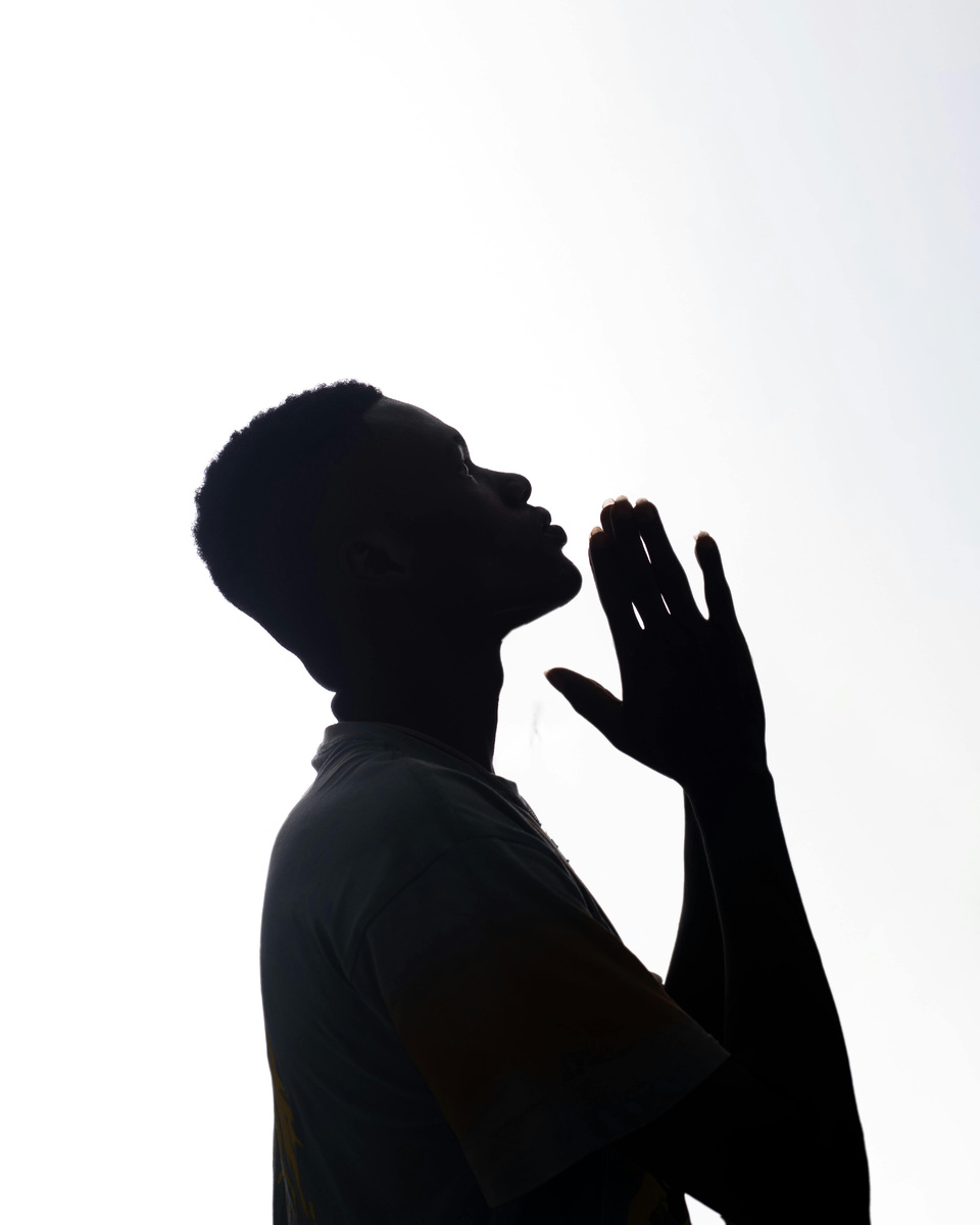 Слово «ищите» (ζητέω, zēteó) и слово «пребывать» (προσκαρτερέω, proskartereó) имеют общее значение — постоянство.