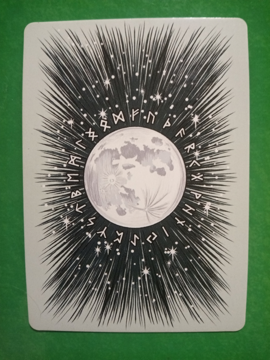 Рубашка карты-руны дня, колода «Фамильяры Ведьмы»