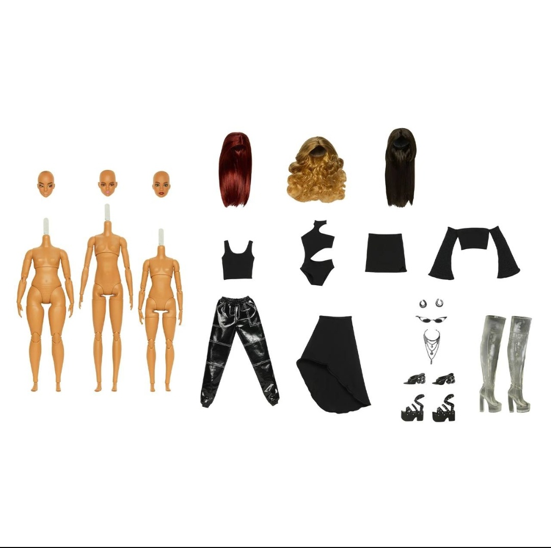 Вариант набора кукол "You Create Barbie Basics". Изображение из открытых источников. 