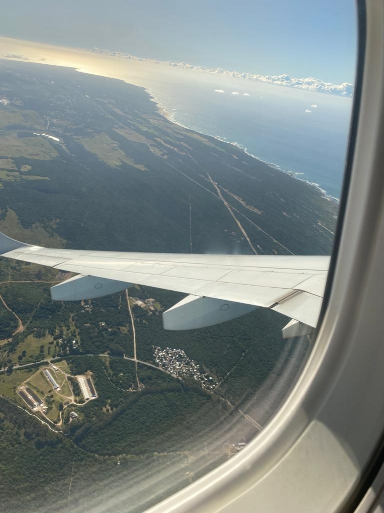 Мы летим где-то на краю Африки