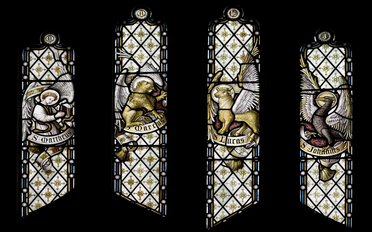 Символы четырёх евангелистов.