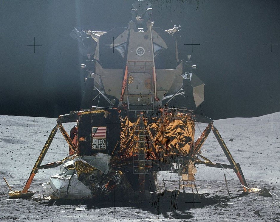 Лунный модуль LM-11 миссии Аполлон-16 (Википедия)