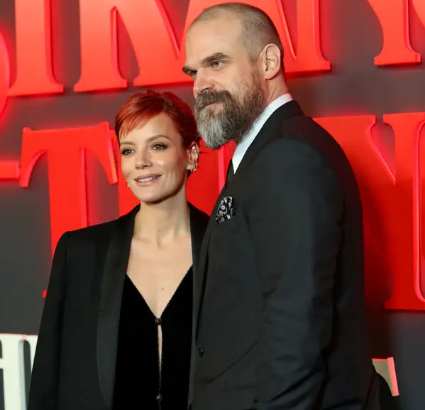 Лили Аллен и Дэвид Харбор