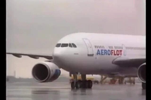    Почему самолётам в России никогда не присваивают имя композитора Глинки?