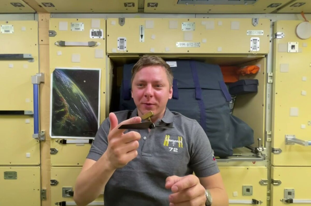     Космонавт из Красноярского края Кирилл Песков загадал загадку о невесомости