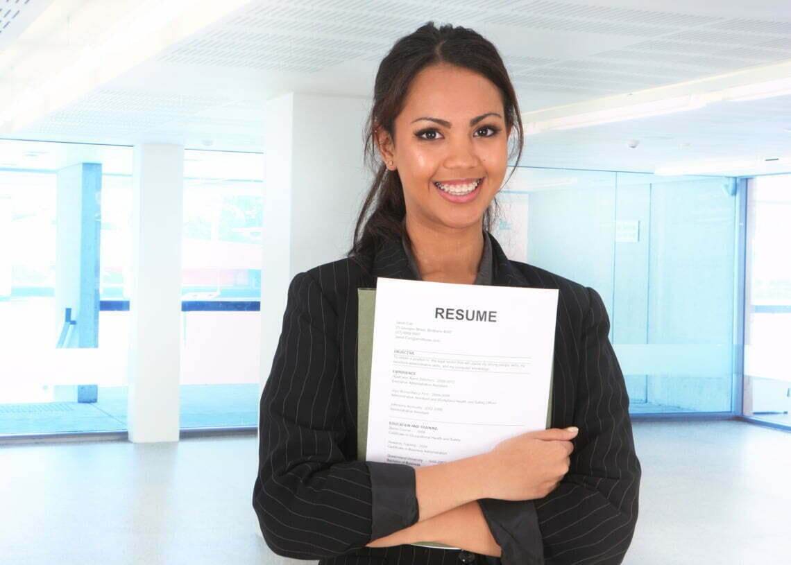    Зачем указывать причину увольнения в резюме?