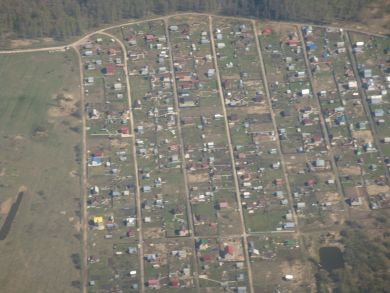 Вид из окна самолета на наш СНТ Горка. конец 90-х гг.
