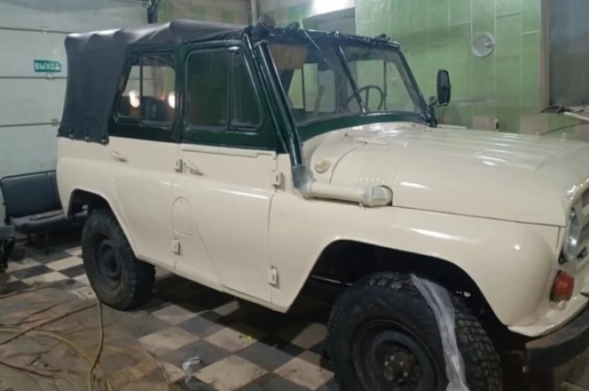    Орловские студенты отремонтировали УАЗ для участников СВО