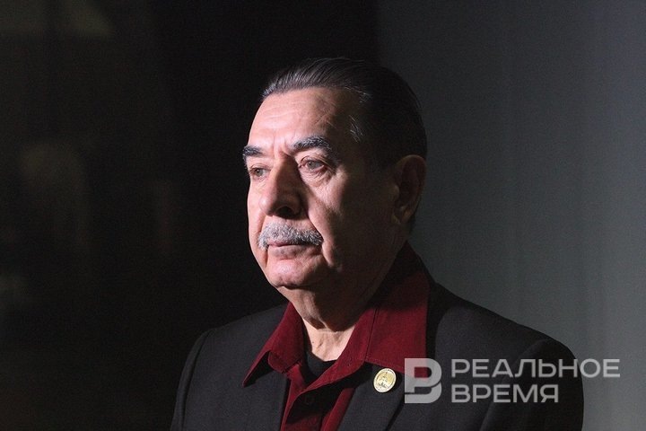 Режиссер спектакля — Зуфар Харисов. Михаил Захаров / realnoevremya.ru