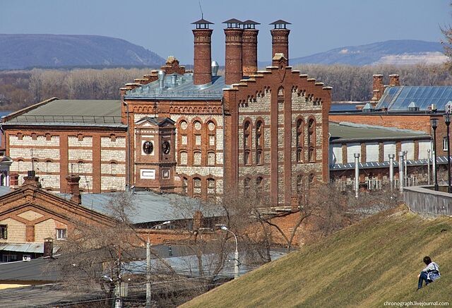 Вадим Кондратьев. Старинные здания Жигулевского пивзавода, стоят до сих пор, сам видел в 2024 году.