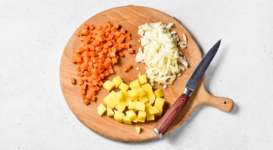   Гороховый суп классический с мясом (gastronom.ru)
