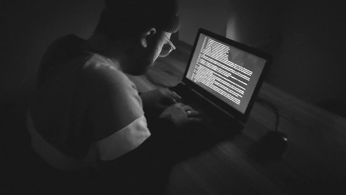МВД: бесплатный Wi-Fi может привести к заражению гаджета вредоносной программой. Фото: 1MI