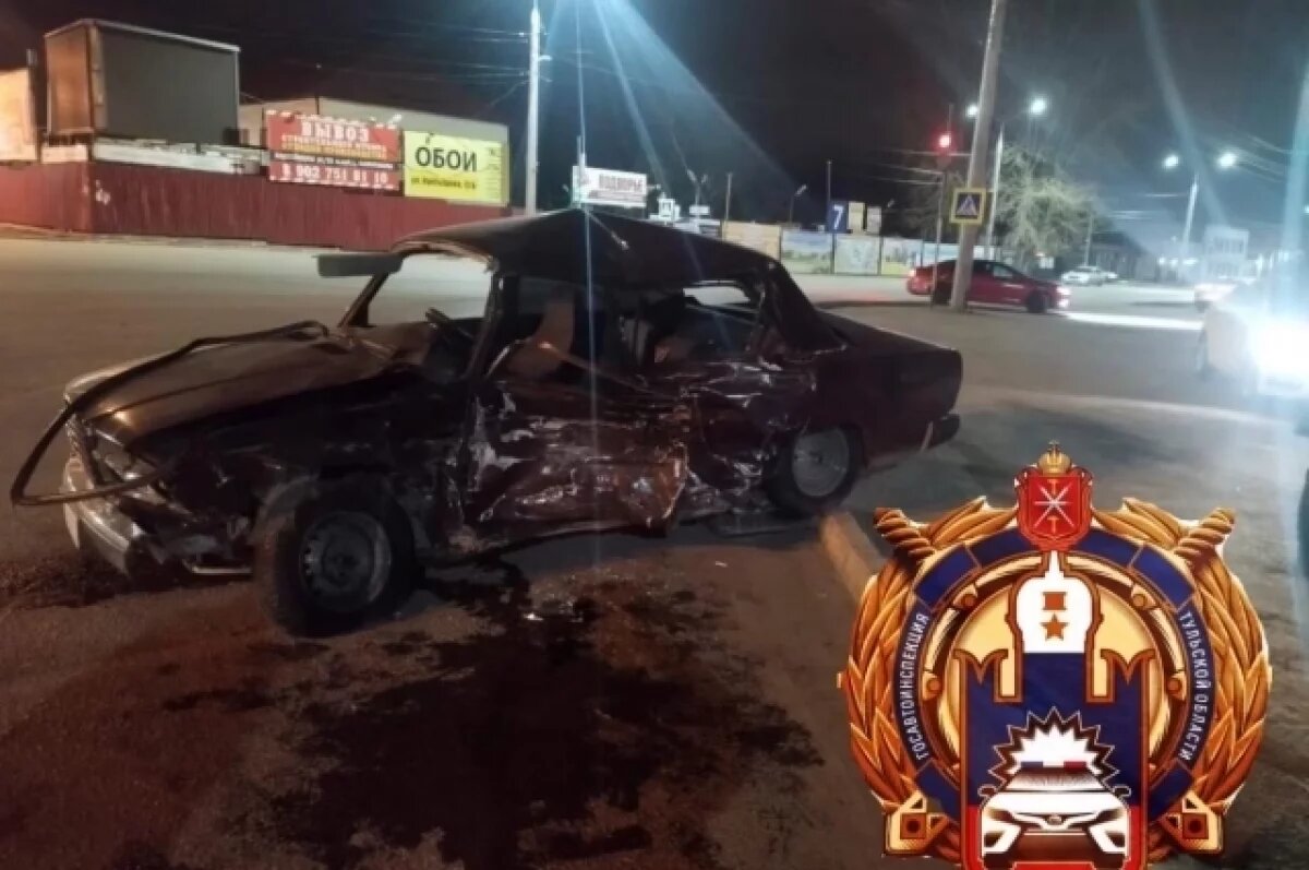    В Новомосковске беременной помогли выбраться из заблокированной скорой