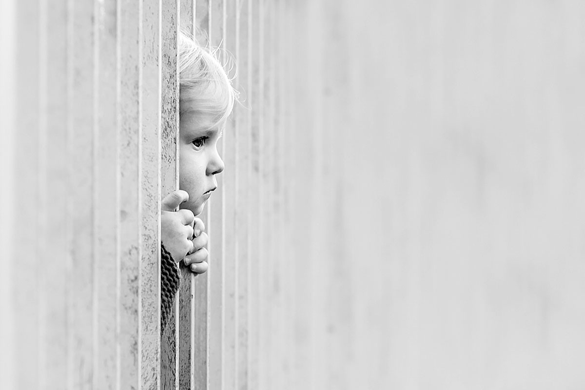 Чем больше вы ищете это «Я», тем больше оно растворяется в небытии