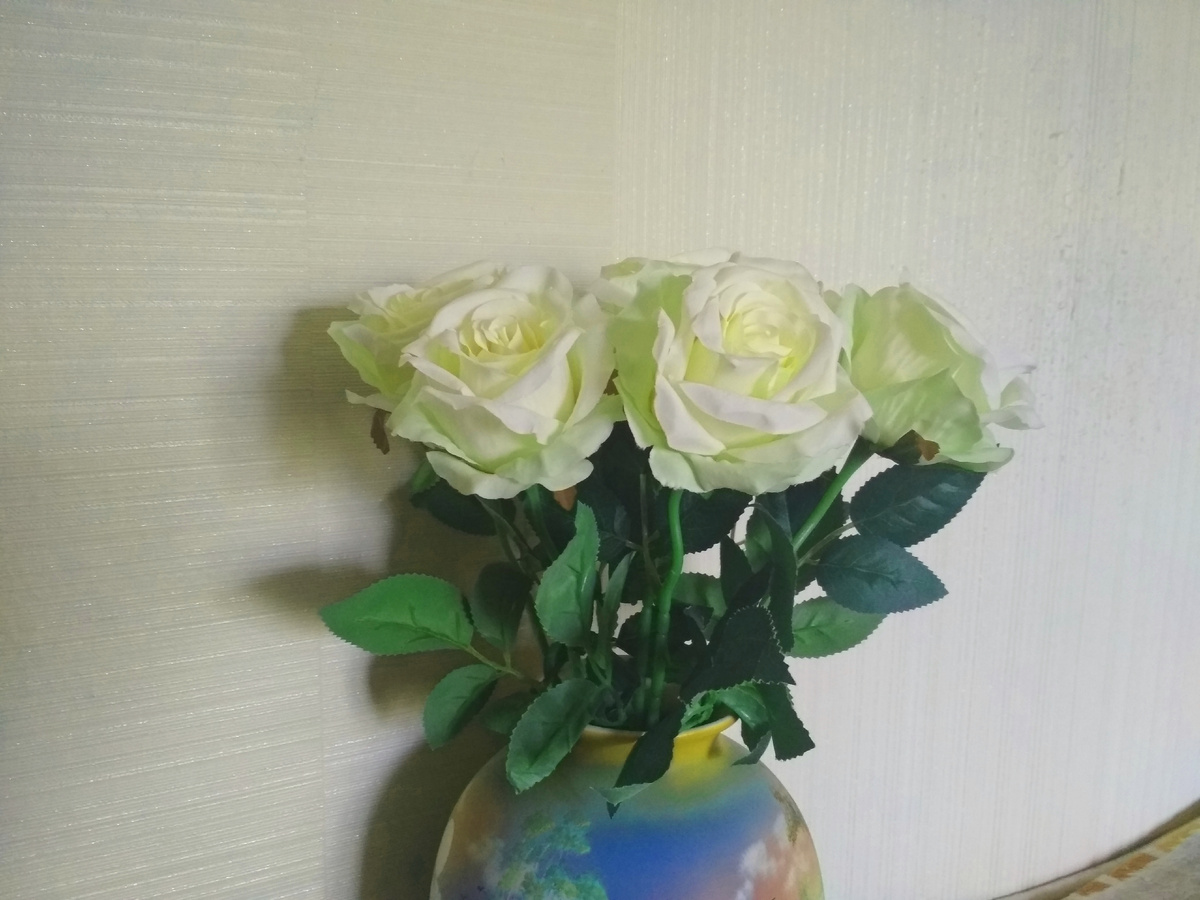 искусственные розы