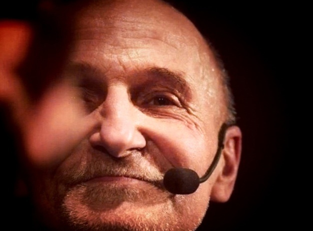 Пётр Николаевич Мамонов (14.04.1951 — 15.07.2021 гг.) — рок-музыкант, актёр, поэт, писатель, радиоведущий.