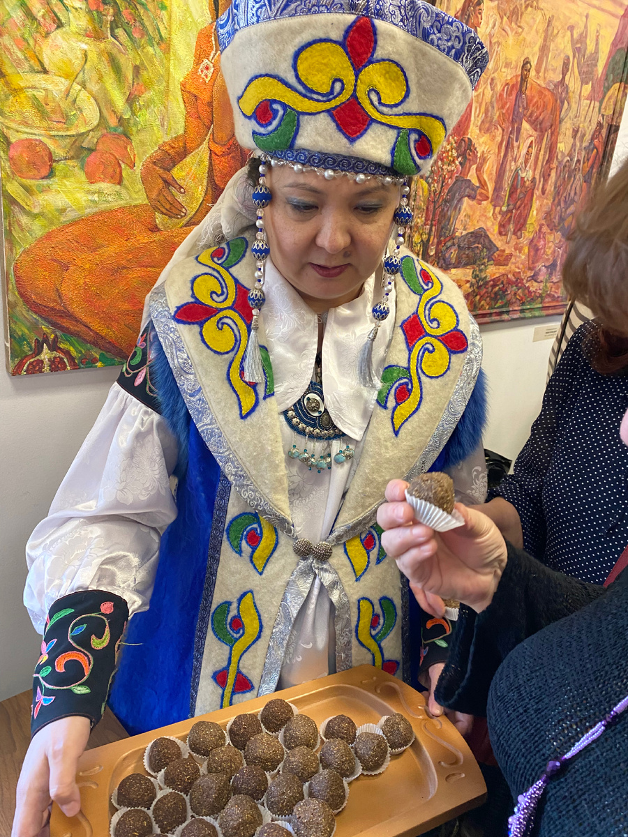 Хакасские конфеты из черемухи 