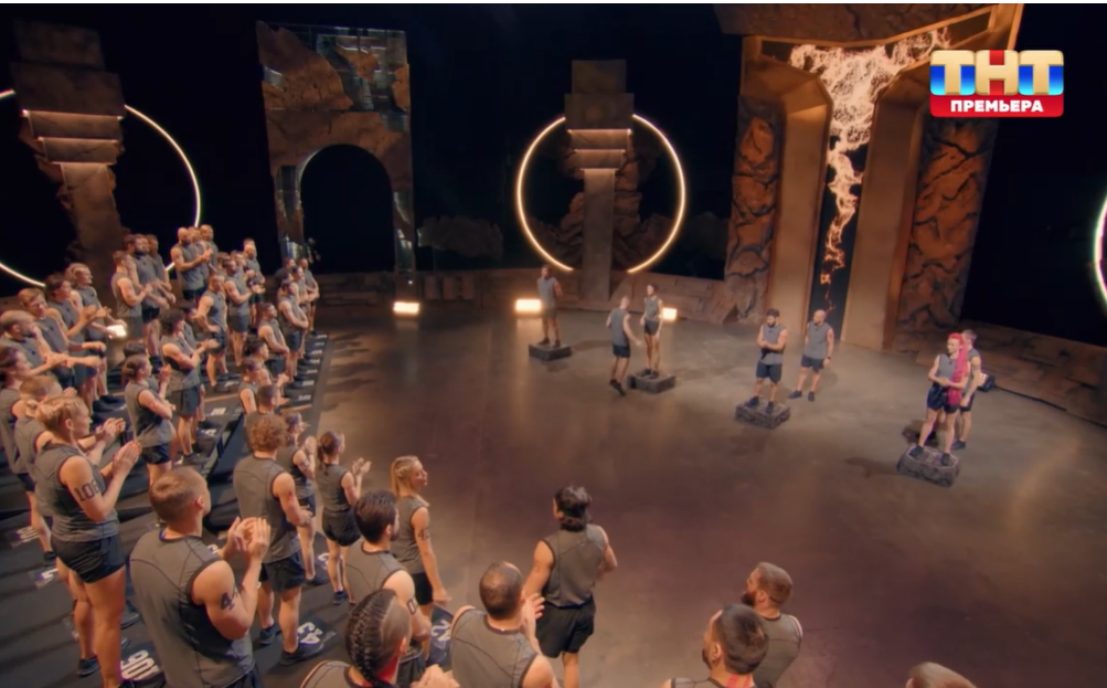 Кадр из шоу "Титаны" 23.03.2025