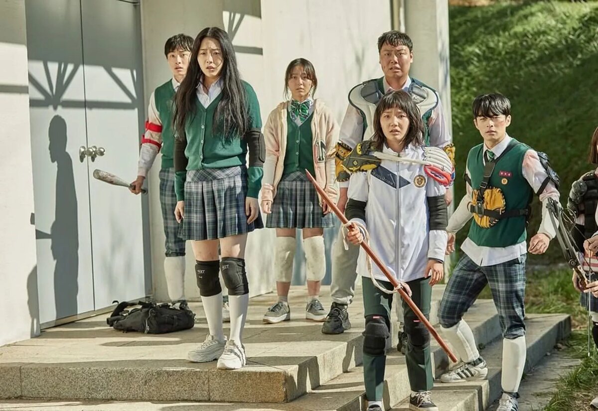 Кадр из сериала «Мы все мертвы»   📷