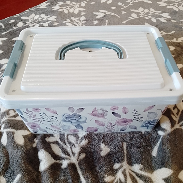 Смотрите галерею. Моя коробочка)