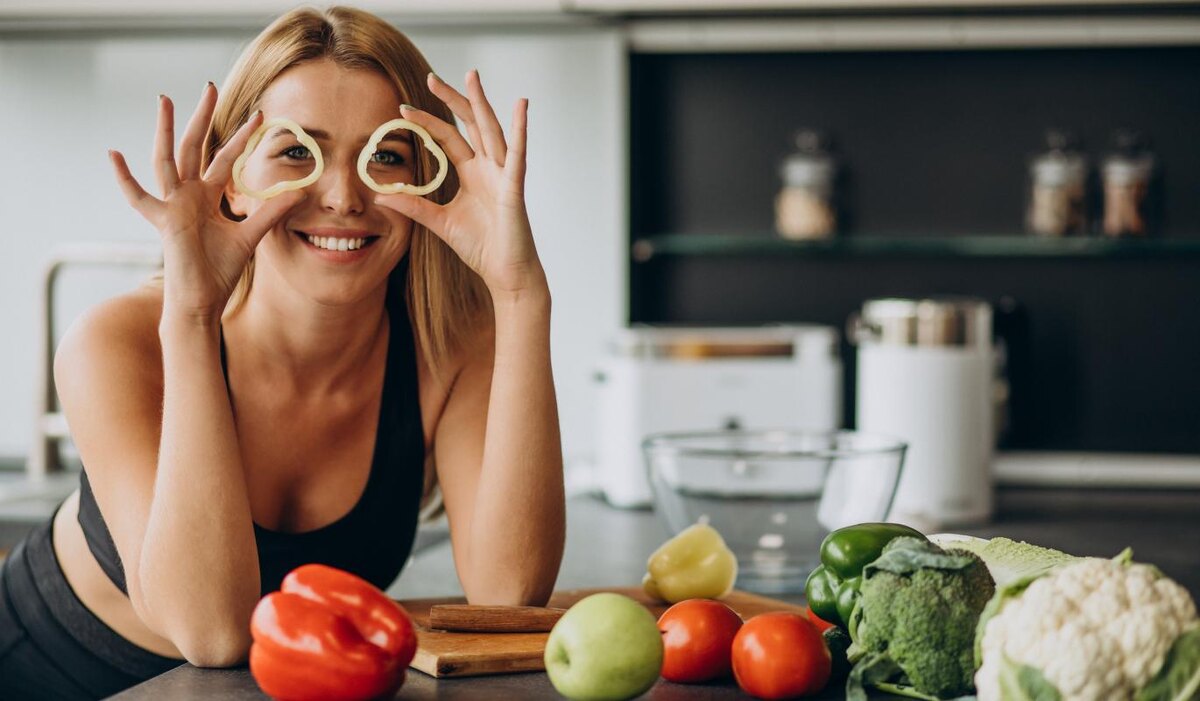     Звездный диетолог Маргарита Королева – об опасных продуктах, пользе поста и препаратах для похудения