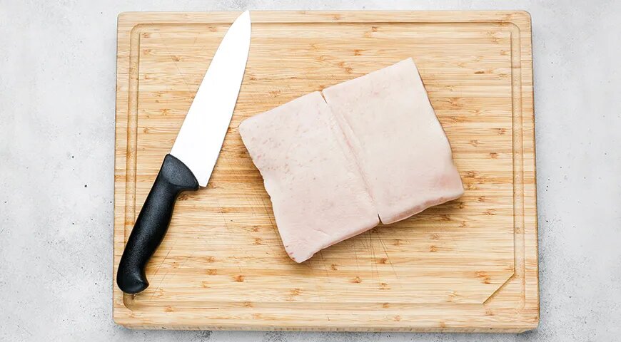   Рулет из свиной грудинки в духовке (gastronom.ru)