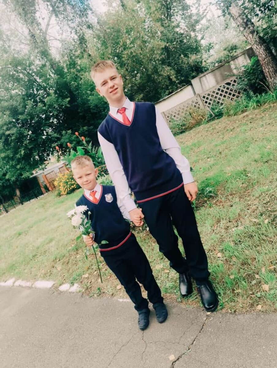 Фото из семейного архива. Тот самый старший брат!