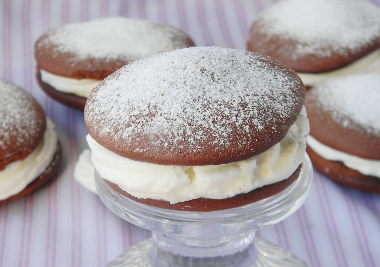 Крем жирный, тесто сладкое – и нам всё равно. Иногда надо себя баловать