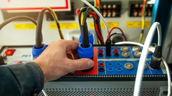    Пермские ученые создали снижающий риски аварий метод оценки ударного тока в энергосистемах ©Dzmitrock/Shutterstock/Fotodom