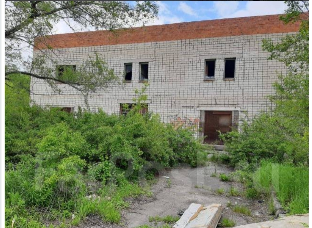 Здание главный вход - Южная сторона