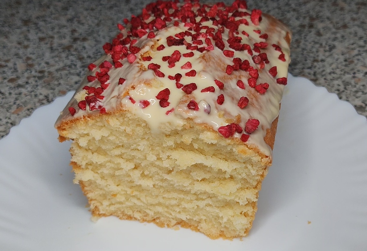 Готовый кекс в разрезе