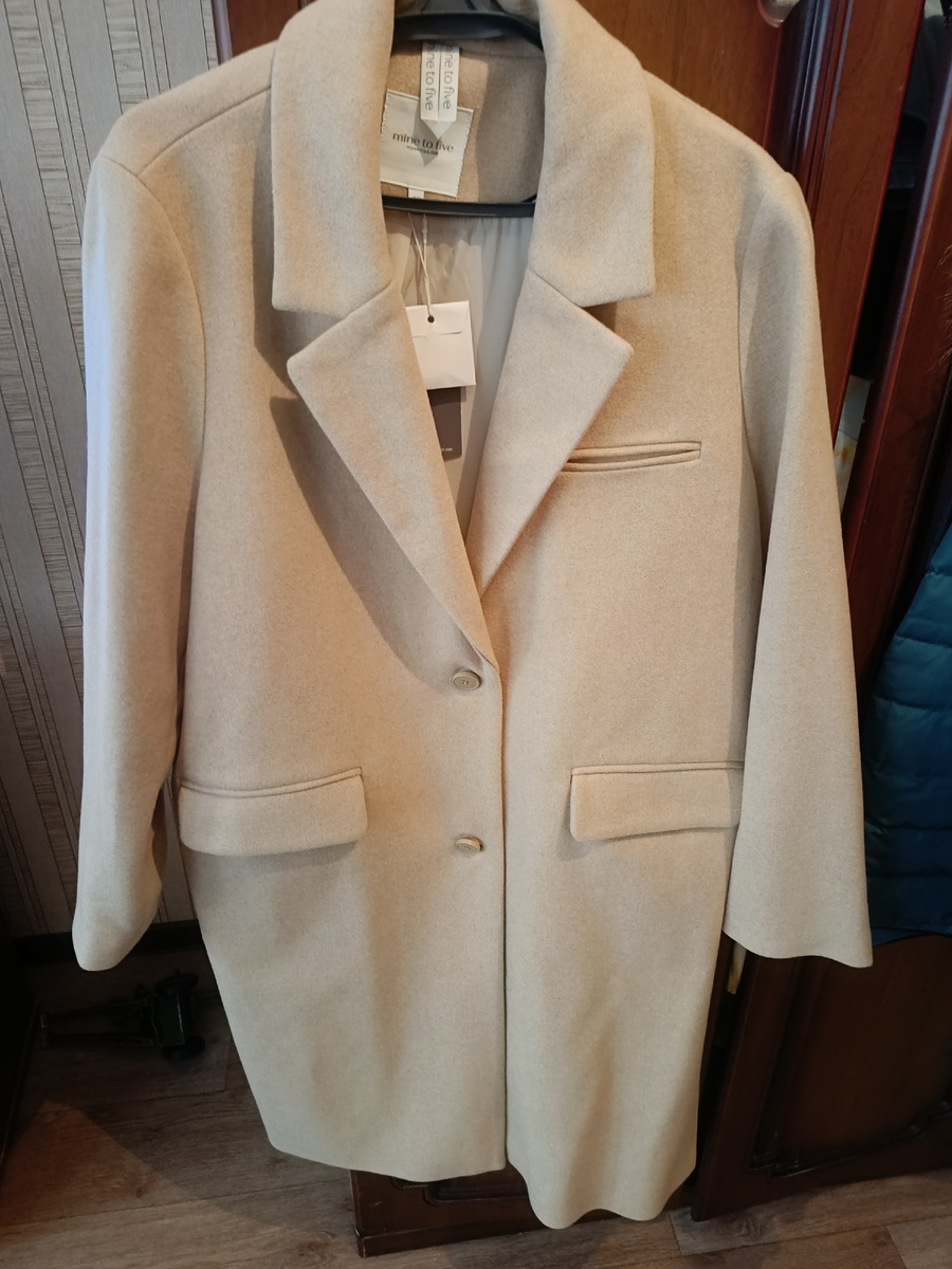 Пальто, фото моё.