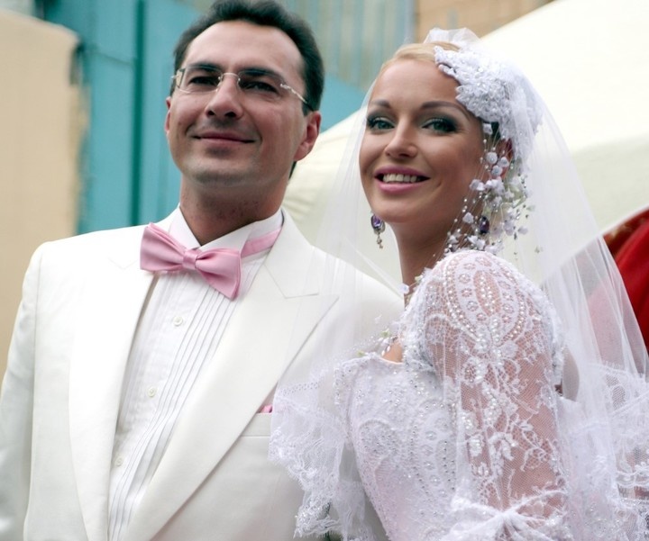 МК (Анастасия Волочкова и Игорь Вдовин)