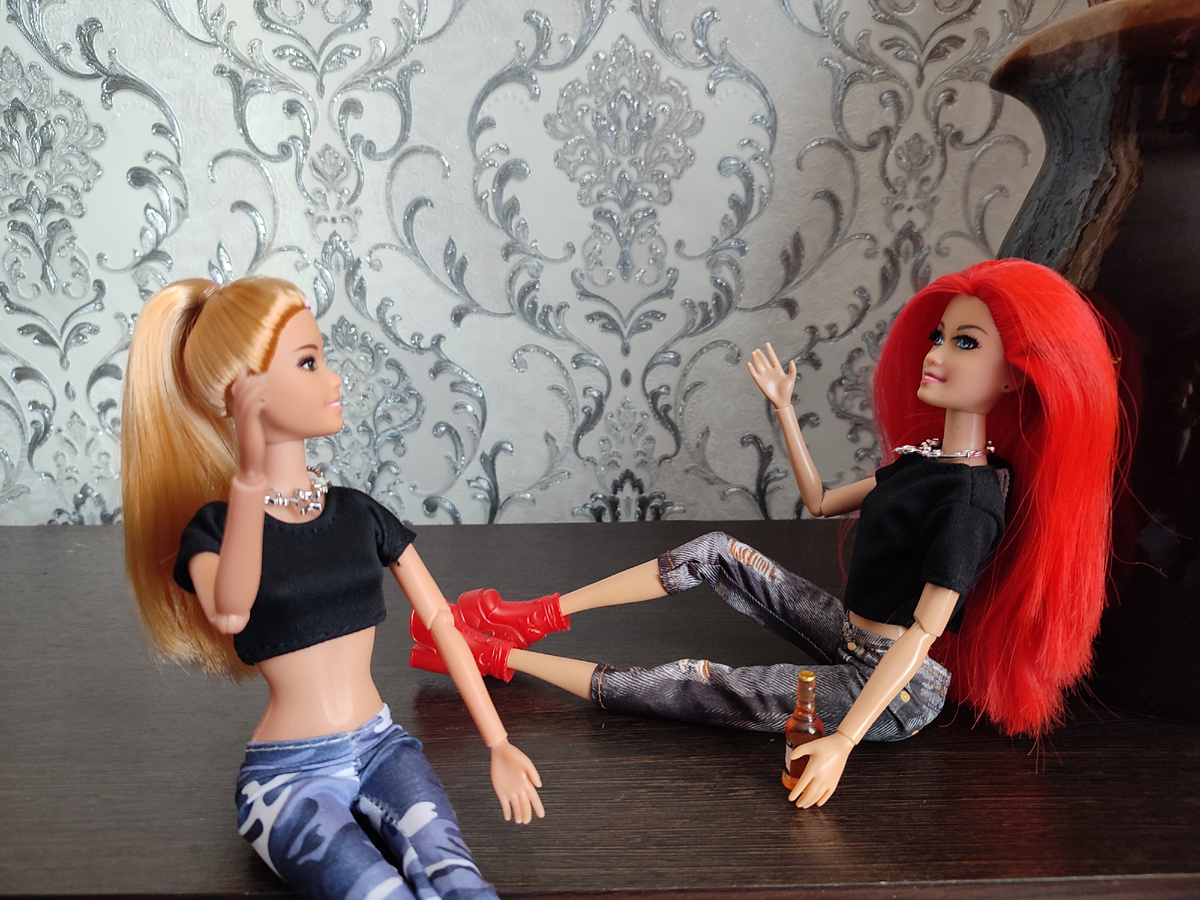 Дила и София. 