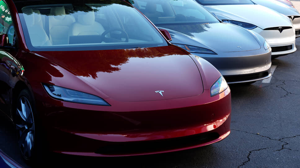 Фото: Damian Dovarganes, File / AP