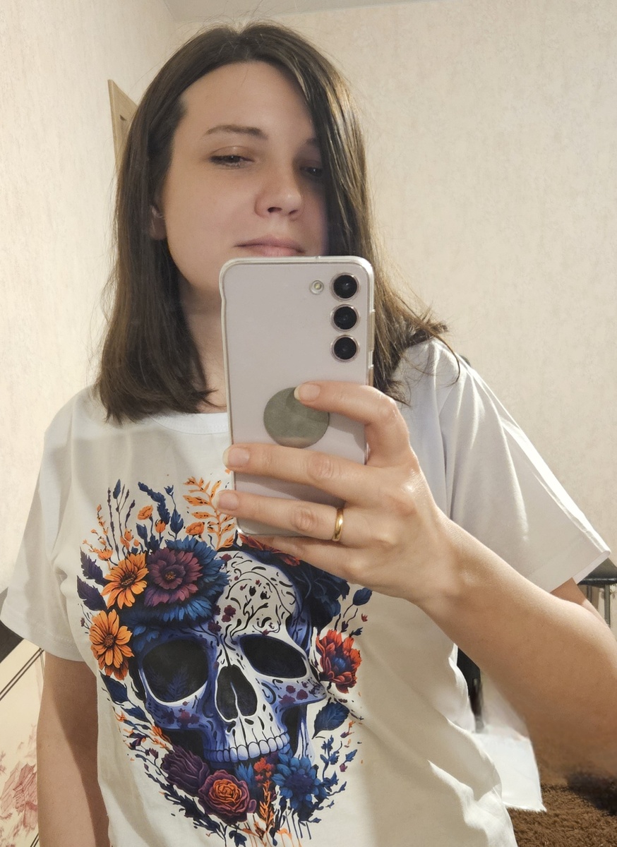 Люблю черепа).