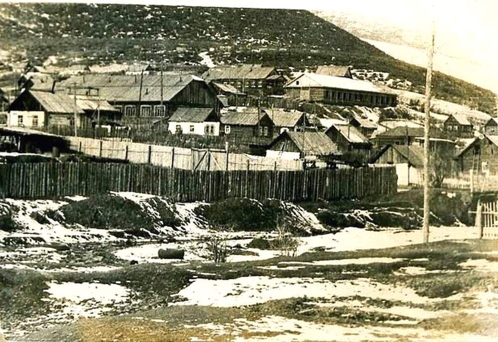 Так выглядел Ыныкчан в прошлом веке. Источник: Яндекс картинки