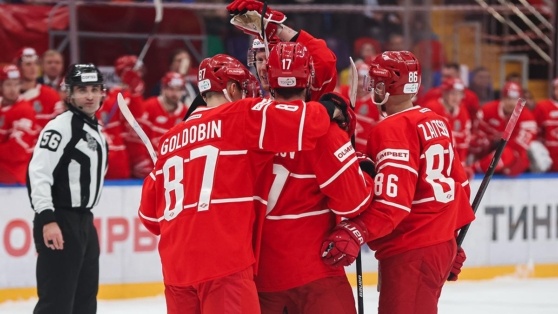    "Спартак" стал третьим в Западной конференции КХЛ, в плей-офф красно-белые сыграют с "Северсталью" или СКА ©Edgar Breshchanov/Global Look Press
