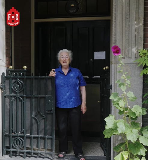 Нортье у входа в хоф