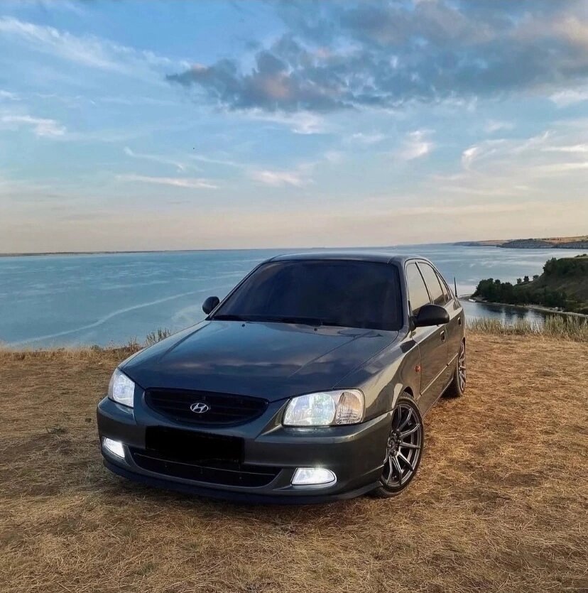 Длина4200 мм (хетчбэк)4235 мм (седан)4260 мм (седан, рестайлинг 2003 г. LC2)