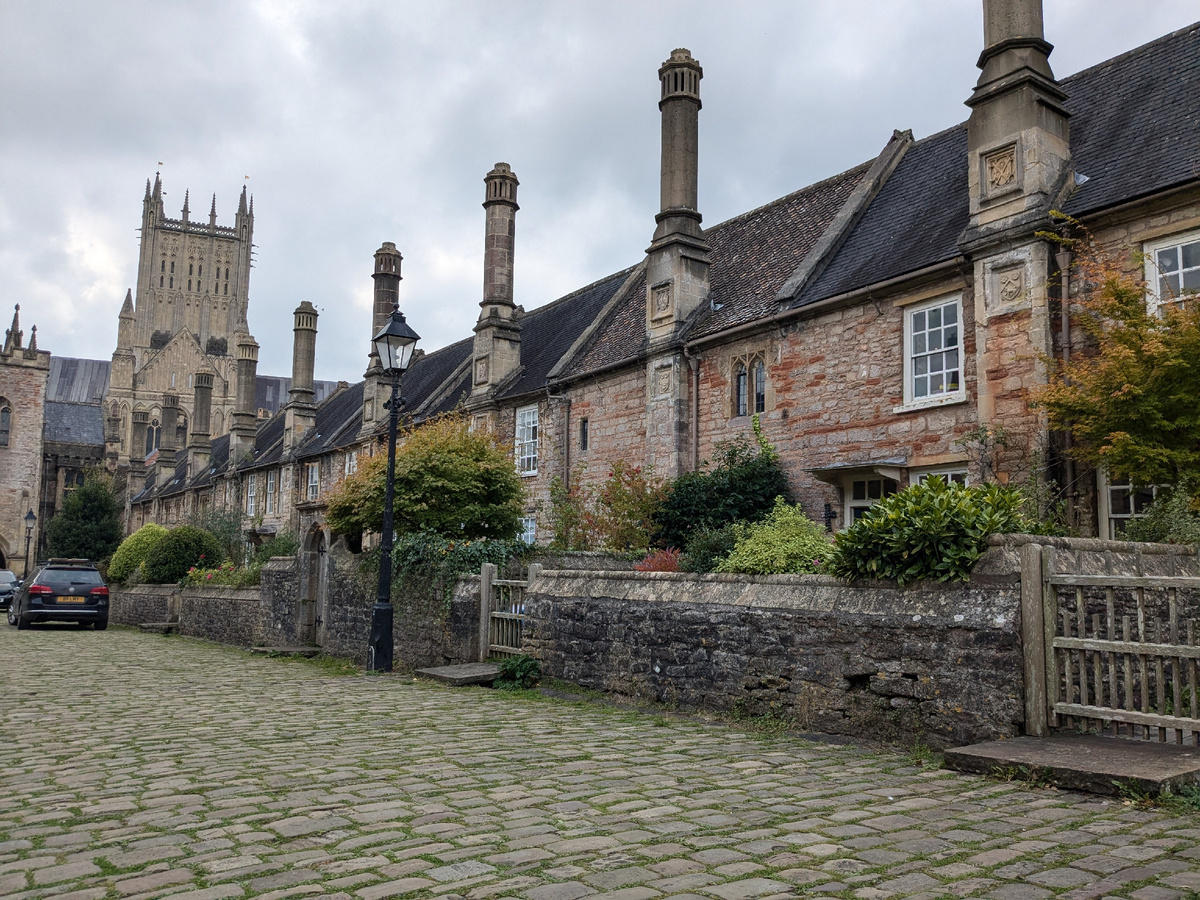 Little road, дословно Маленькая дорога в городе Уэллс графства Сомерсет. Фото из личного архива 