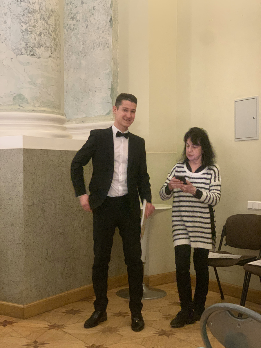 перед началом концерта