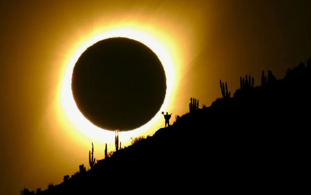 Солнечное затмение. фото из открытого источника