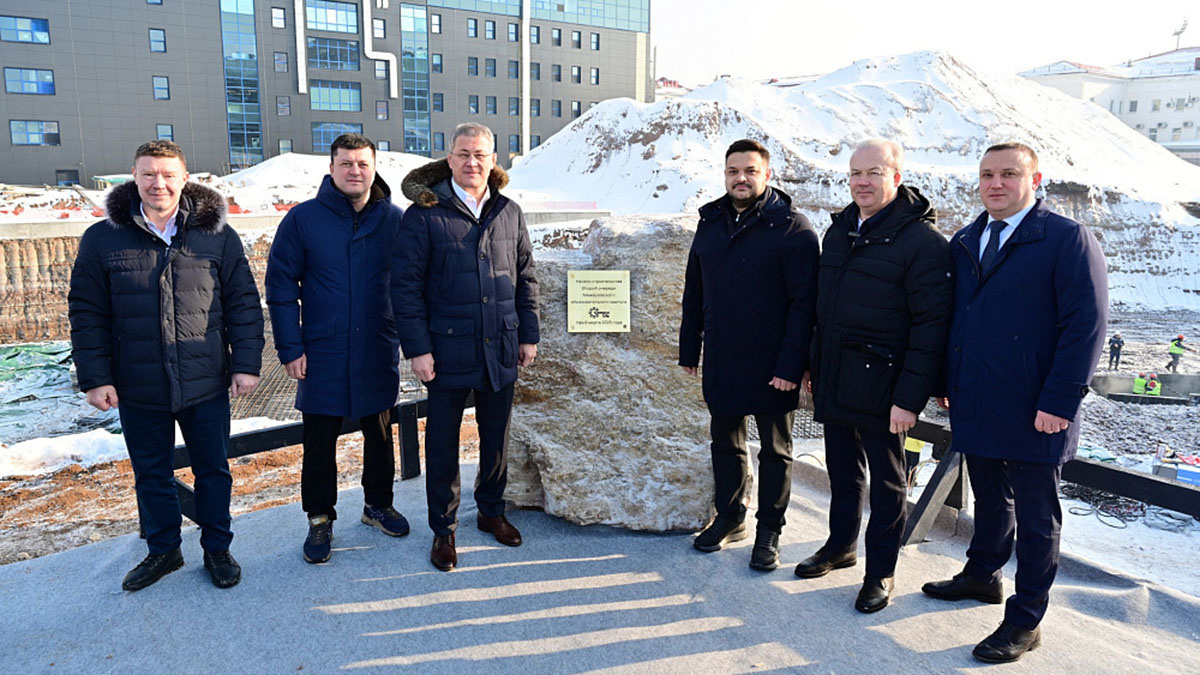    г. Уфа. Старт стройки второй очереди Межвузовского кампуса Евразийского НОЦ. Март 2025 г.