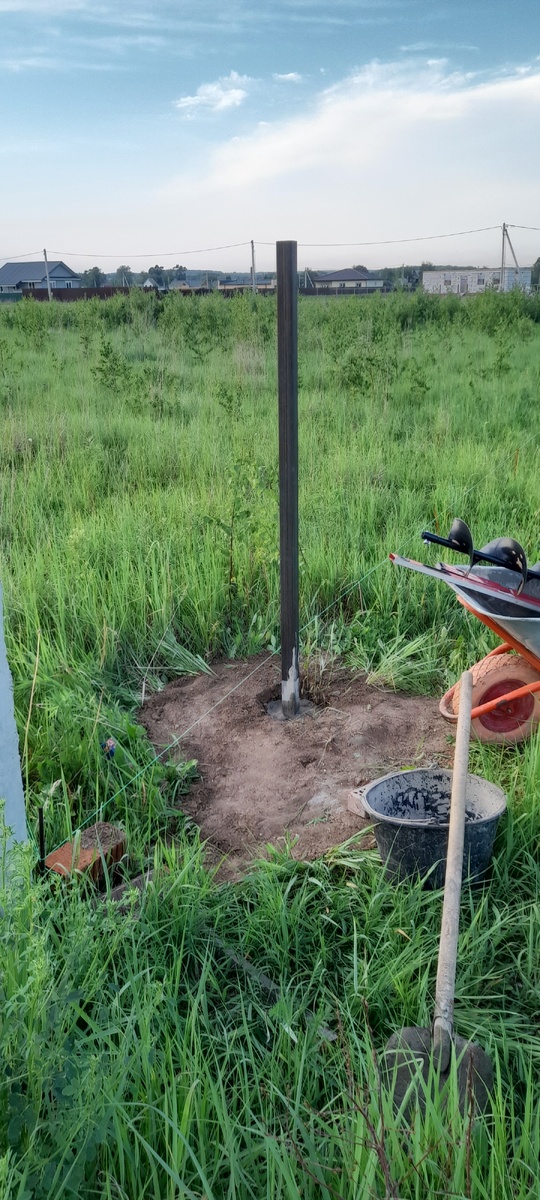 После одного столба поехал за шнеком для бура 150мм