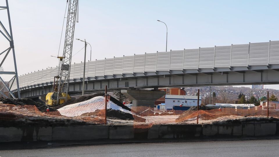    Строительная площадка транспортной развязки на Змеиногорском тракте. Источник: Виталий Барабаш/"Толк"