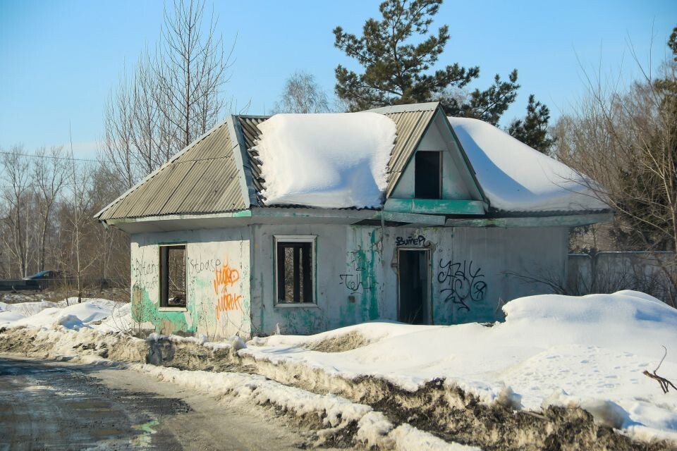    Территория бывшей воинской части . Источник: Виталий Барабаш