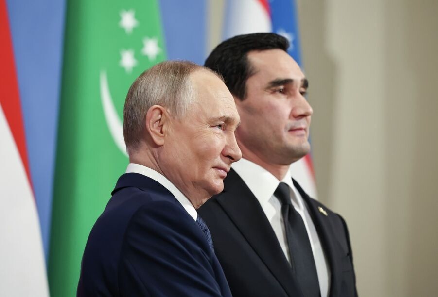    Владимир Путин и президент Туркменистана Сердар Бердымухамедов / Источник: © Александр Казаков/РИА Новости