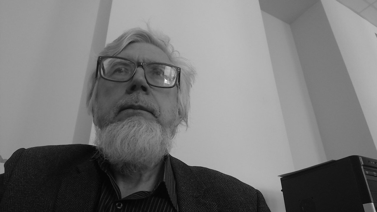 Вы совсем не умеете рисовать, пишите лучше программы